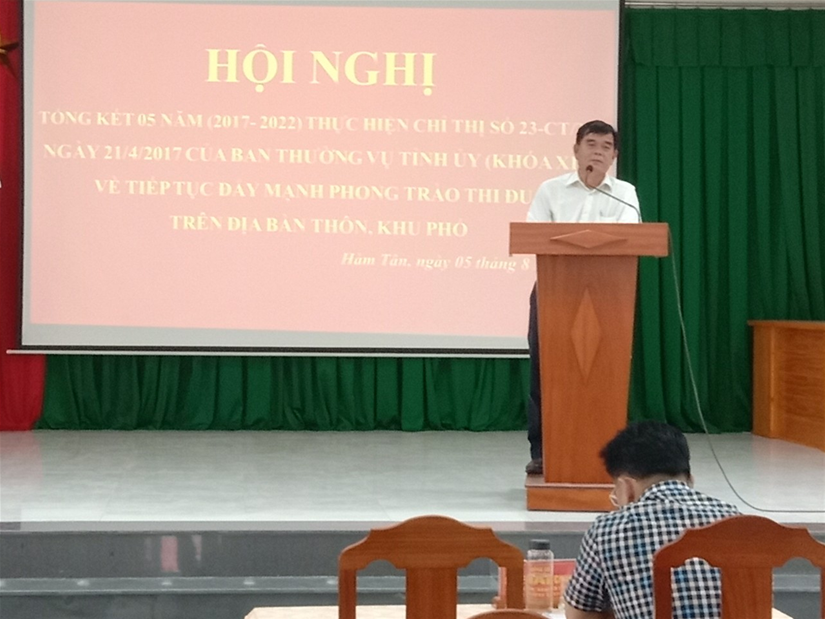 Đồng chí Dương Văn Đông - phát biểu kết luận Hội nghị